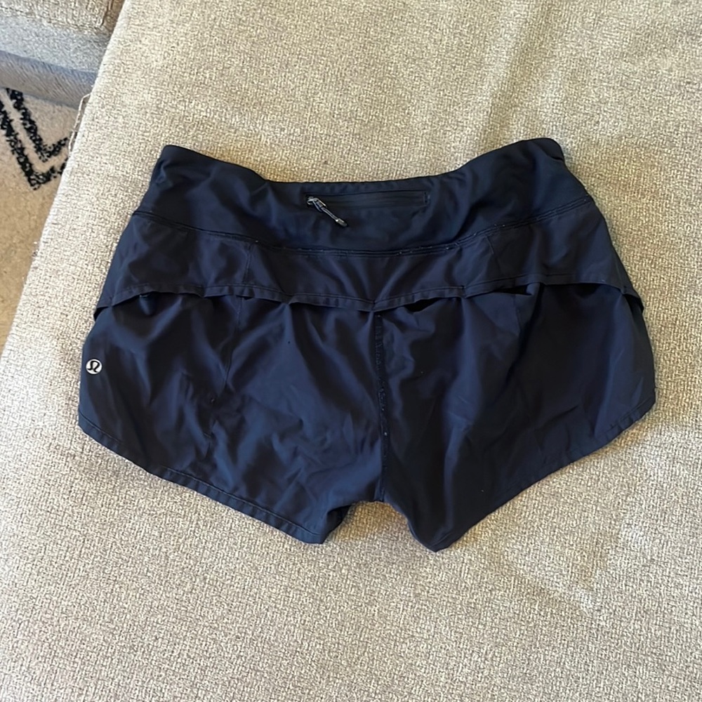 Lululemon short